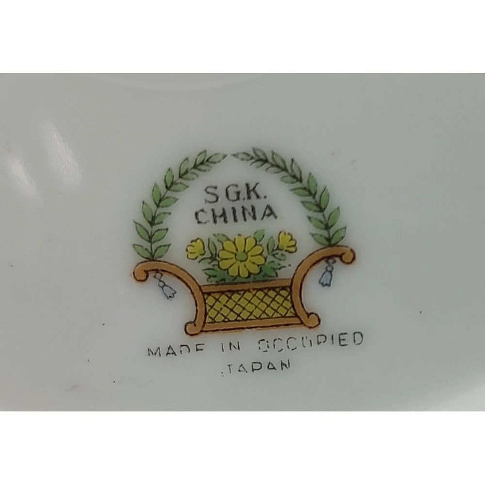 Vintage SGK China Salad Plate Floral Pattern‎ Gold Trim Scroll Set of Four